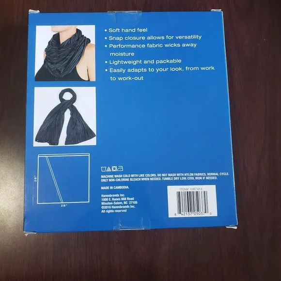 6/$30 Champion Lightweight snap scarf nwt - Picture 2 of 2